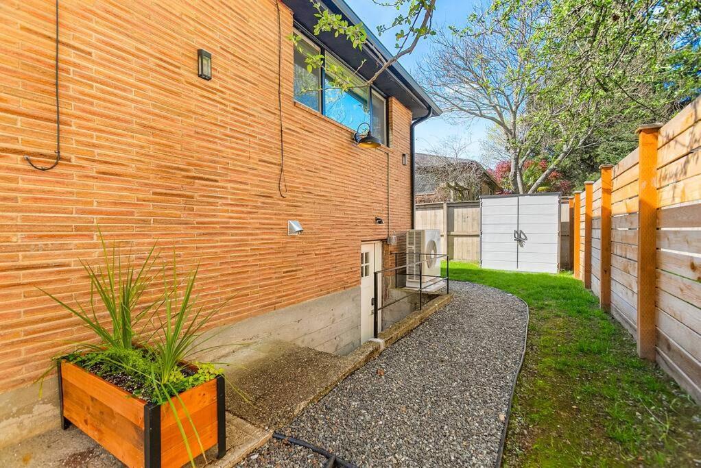 Lilac In Law, Picturesque Lower Unit Seattle Exteriér fotografie
